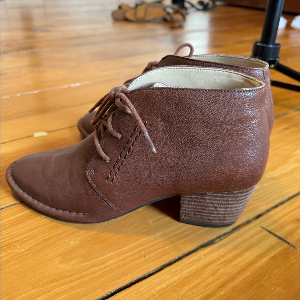 Clarks booties - Picture 4 of 7
